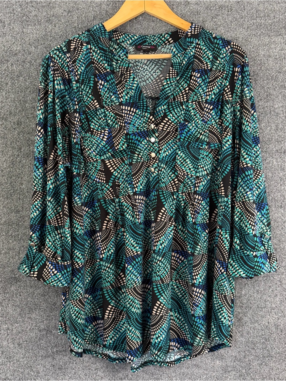 Cocomo Womens 2X Top 3/4 Sleeve Turquoise Geometric V Neck Print Office Casual